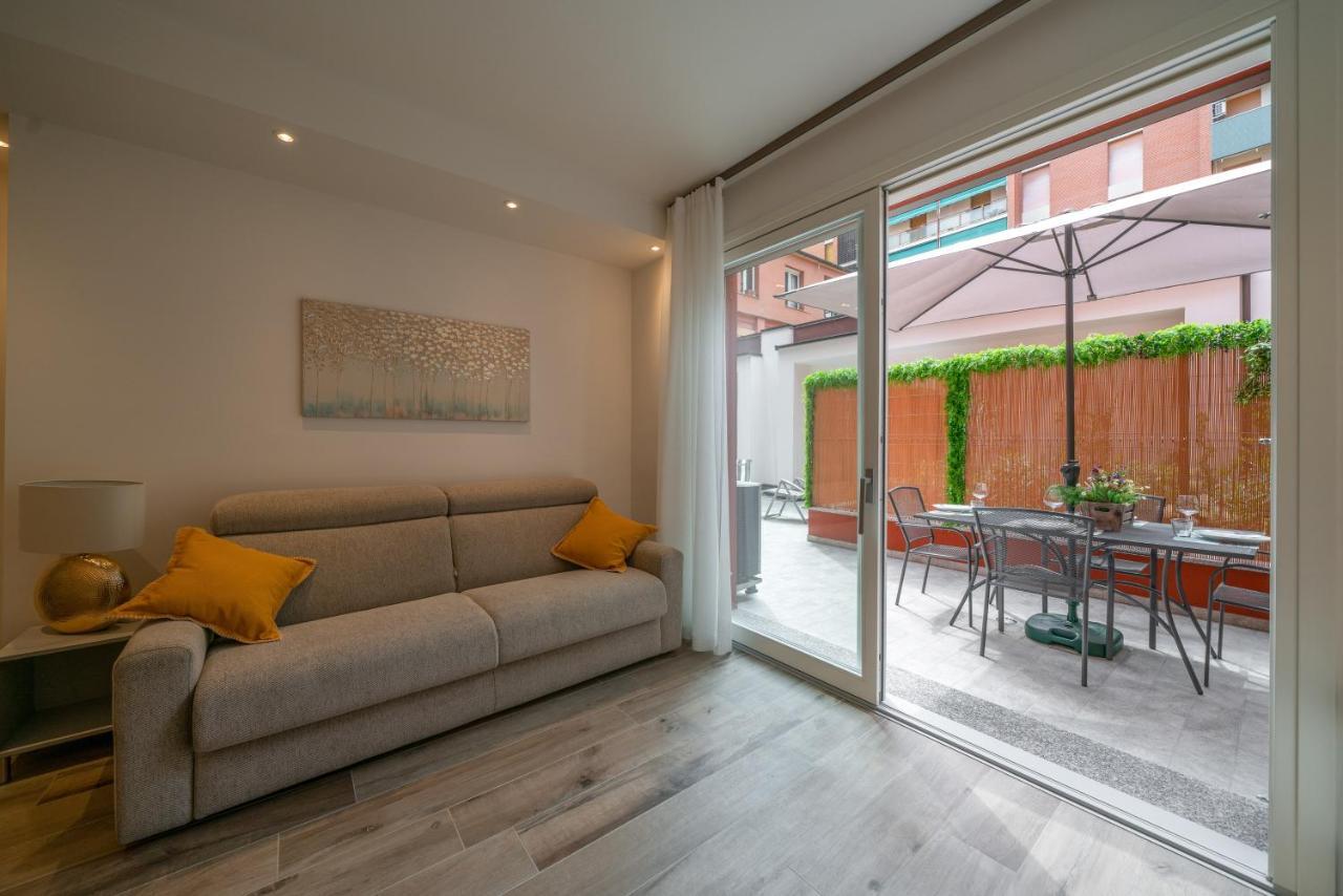 Smart House S.Orsola - Garage & Garden Apartment โบโลญญา ภายนอก รูปภาพ