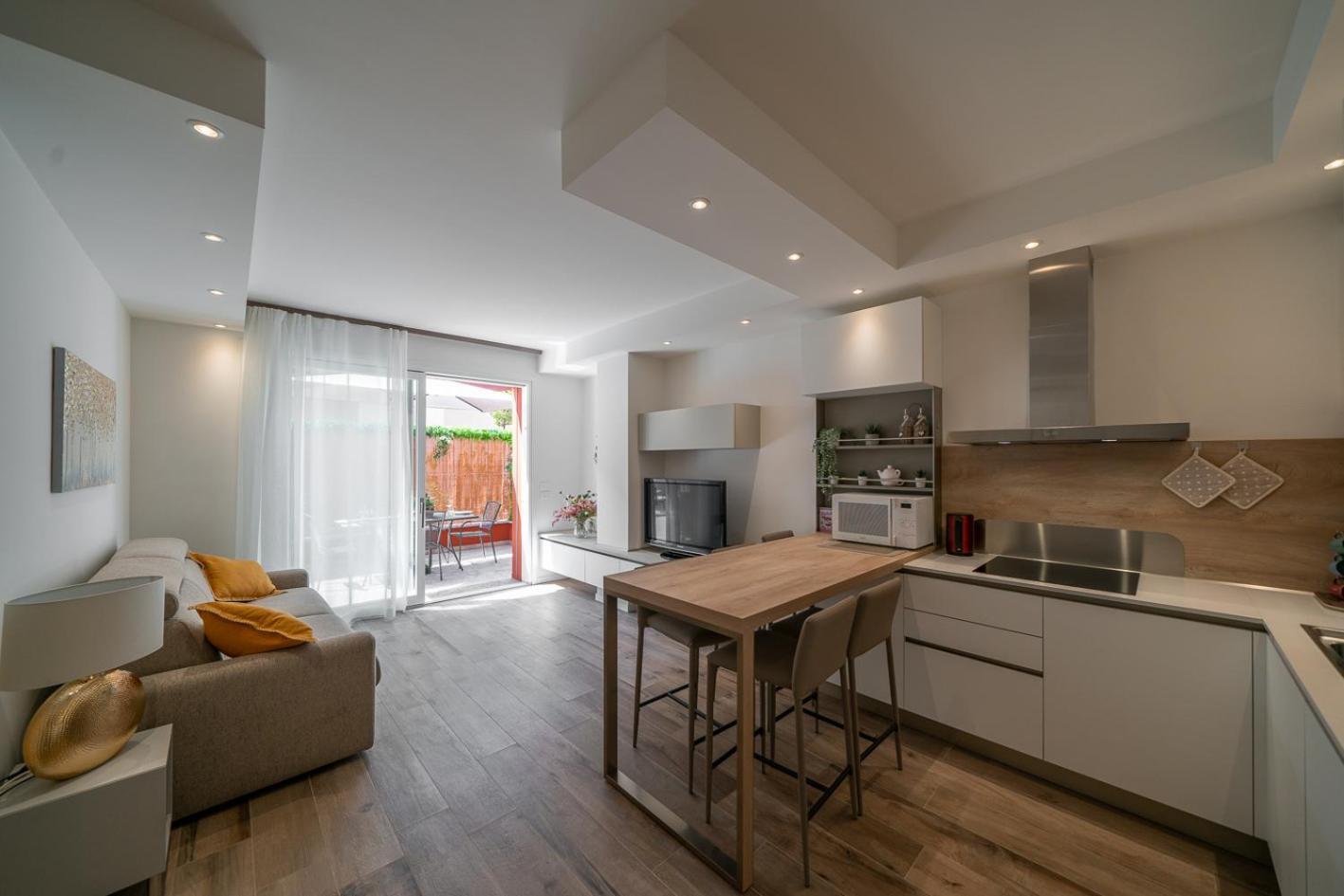 Smart House S.Orsola - Garage & Garden Apartment โบโลญญา ภายนอก รูปภาพ