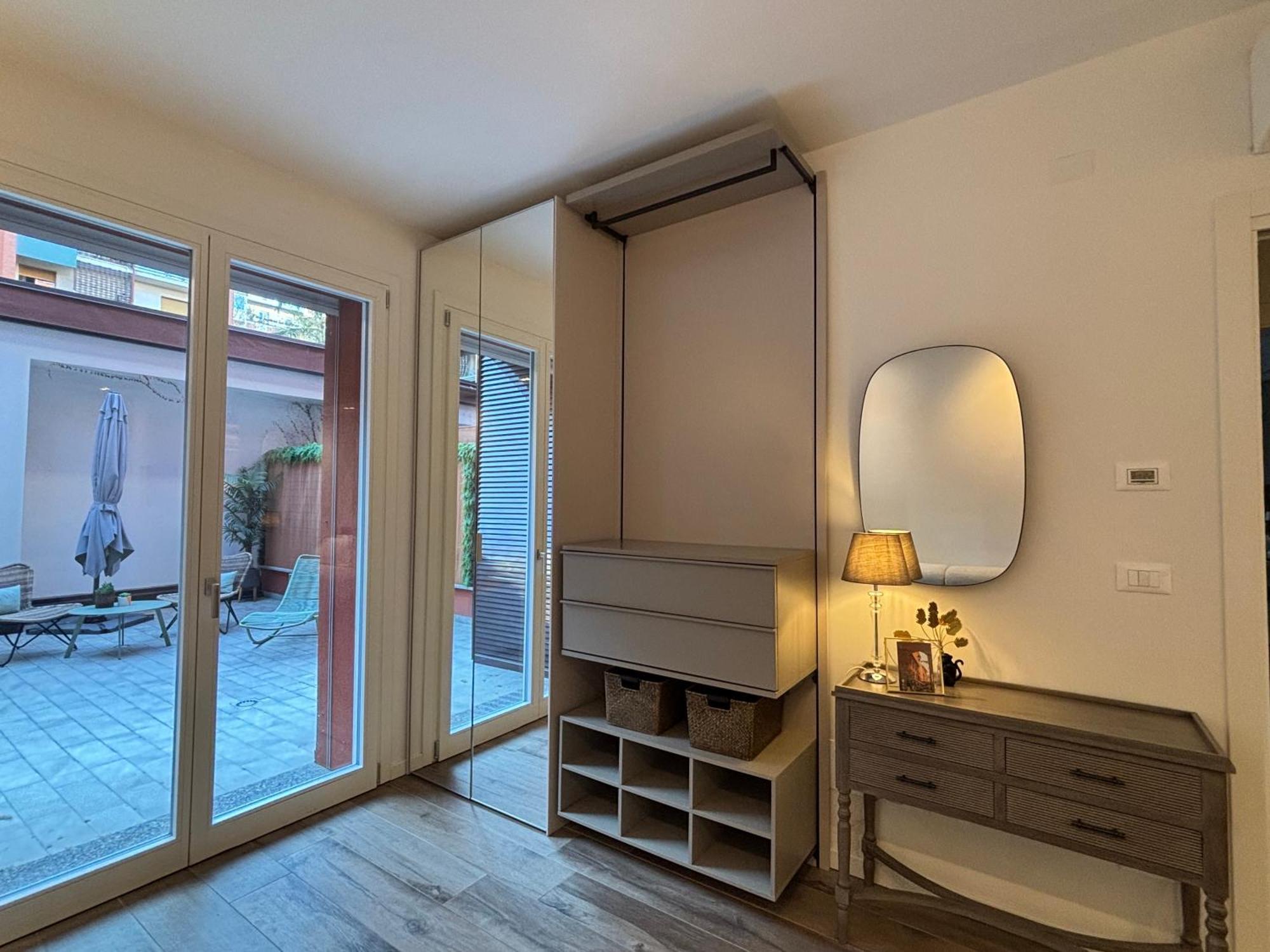 Smart House S.Orsola - Garage & Garden Apartment โบโลญญา ภายนอก รูปภาพ