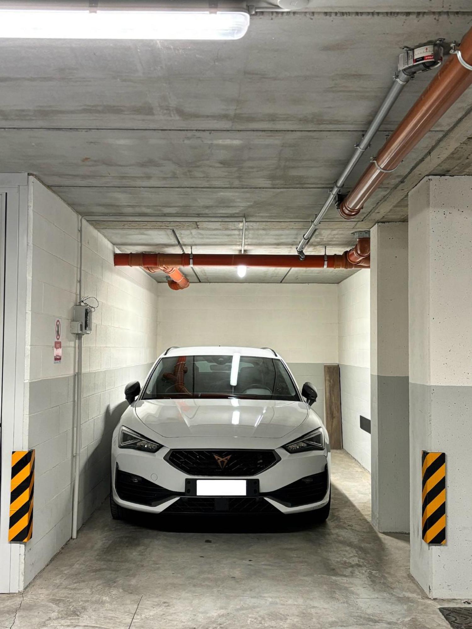 Smart House S.Orsola - Garage & Garden Apartment โบโลญญา ภายนอก รูปภาพ